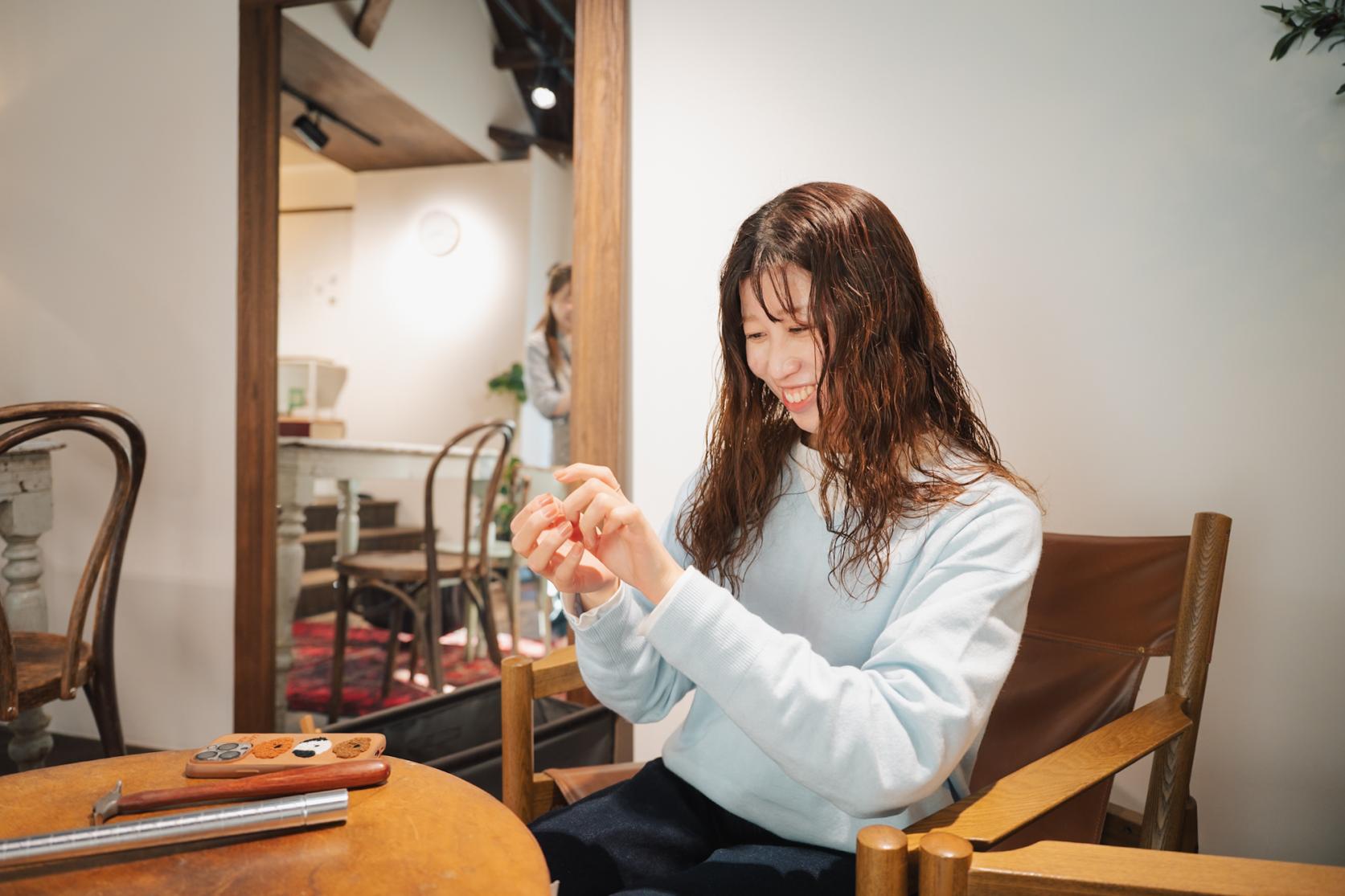 9. 叩く音に性格が出る？自分だけの模様付け-4