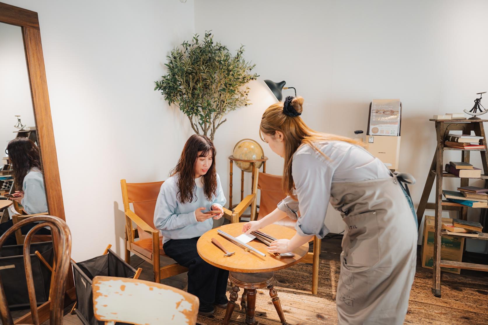 9. 叩く音に性格が出る？自分だけの模様付け-3