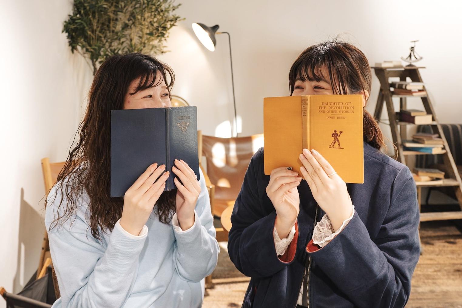 11. テンション最高潮！お花に囲まれてのお披露目-2