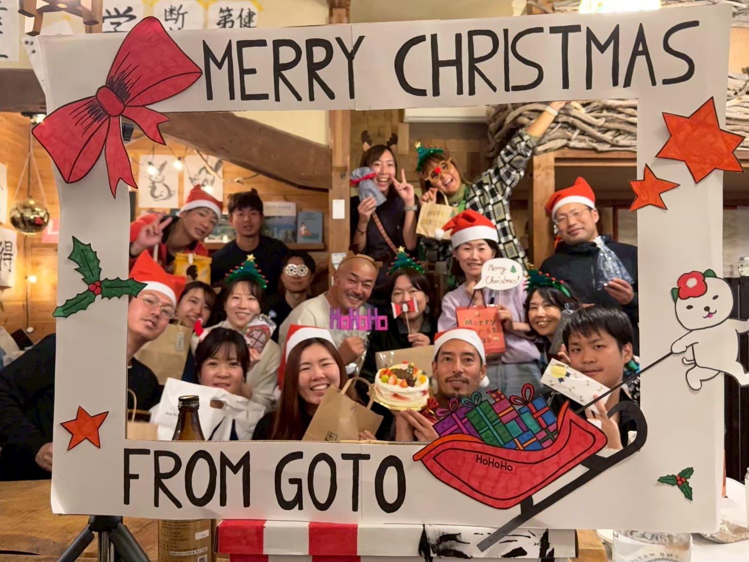 肩書きを超えて混ざり合う、“人と人をつなぐ交差点”-0