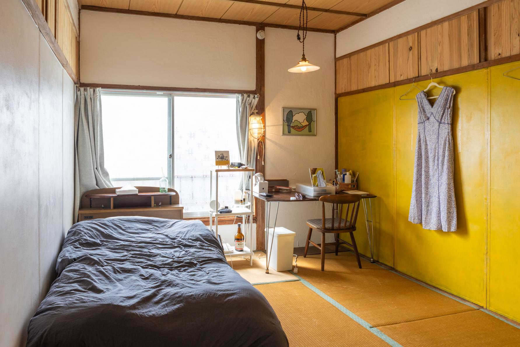 アットホームな暖かさが感じられる部屋-1