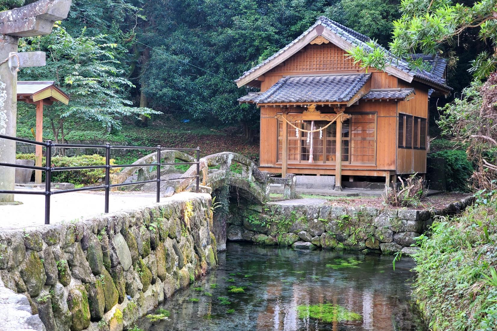 島原湧水群の水源　恵里神社（江里神社）-1