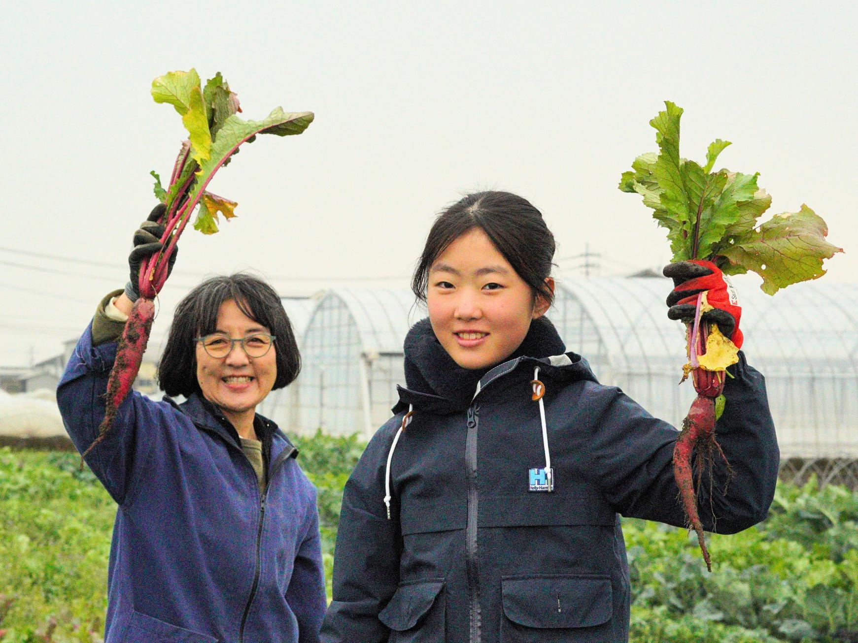 長崎の伝統野菜と循環型農法を学ぶ収穫体験｜竹田かたつむり農園の冬の収穫会-1