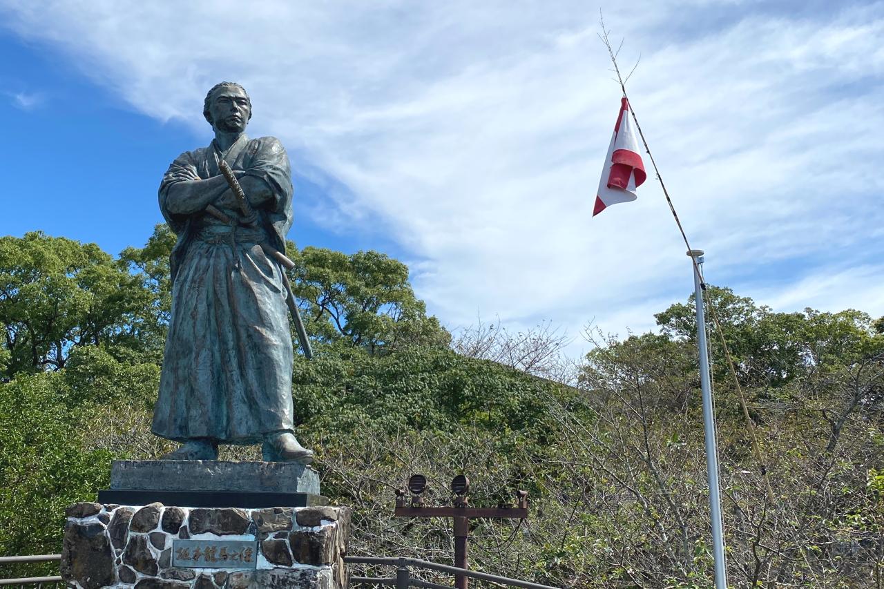 風頭公園から亀山社中へと下りながら、坂本龍馬神社や龍馬のぶーつ像を巡るモデルコース！長崎市伊良林の【龍馬スポットまとめ】-1