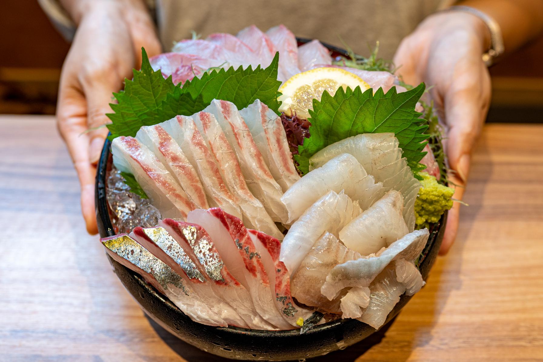 長崎県 西海市ドライブ 美しすぎる海 アジの王様 シマアジ に感動 九州への旅行や観光情報は九州旅ネット