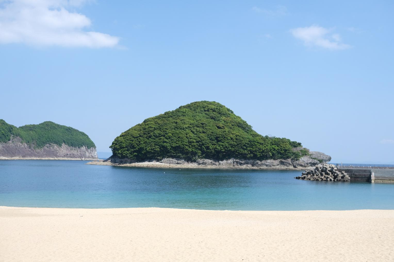 マクドナルド　マックフルーリー®の新ＣＭ　ロケ地は長崎県！ 結の浜マリンパーク＆島原鉄道 大三東駅-1