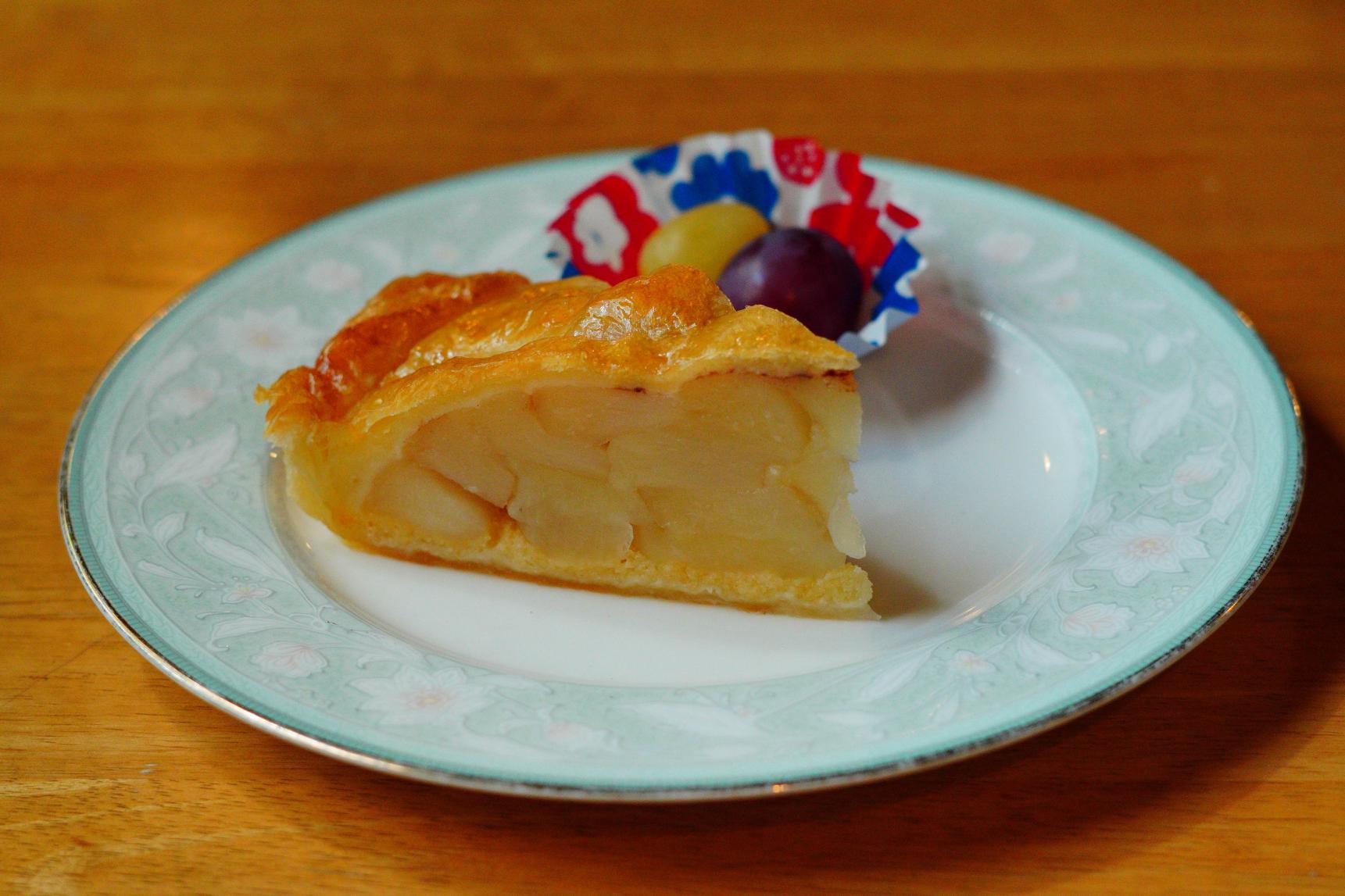 彼岸花を見た後は、絶品アップルパイでティータイム-1