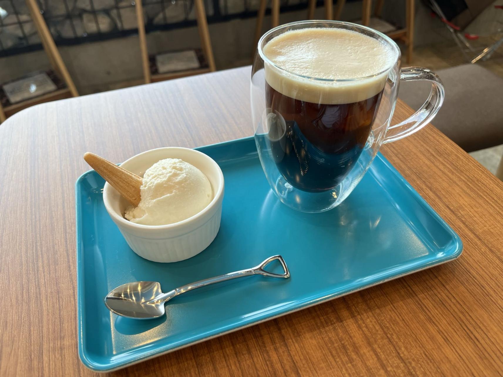 ＼休憩スポット／軍艦島デジタルミュージアム内「cafe X」-1