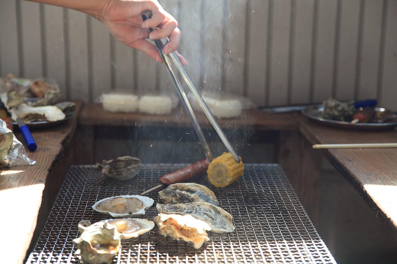 ＼ビギナー必見／牡蠣小屋の受付から焼き方まで詳しく教えます-1