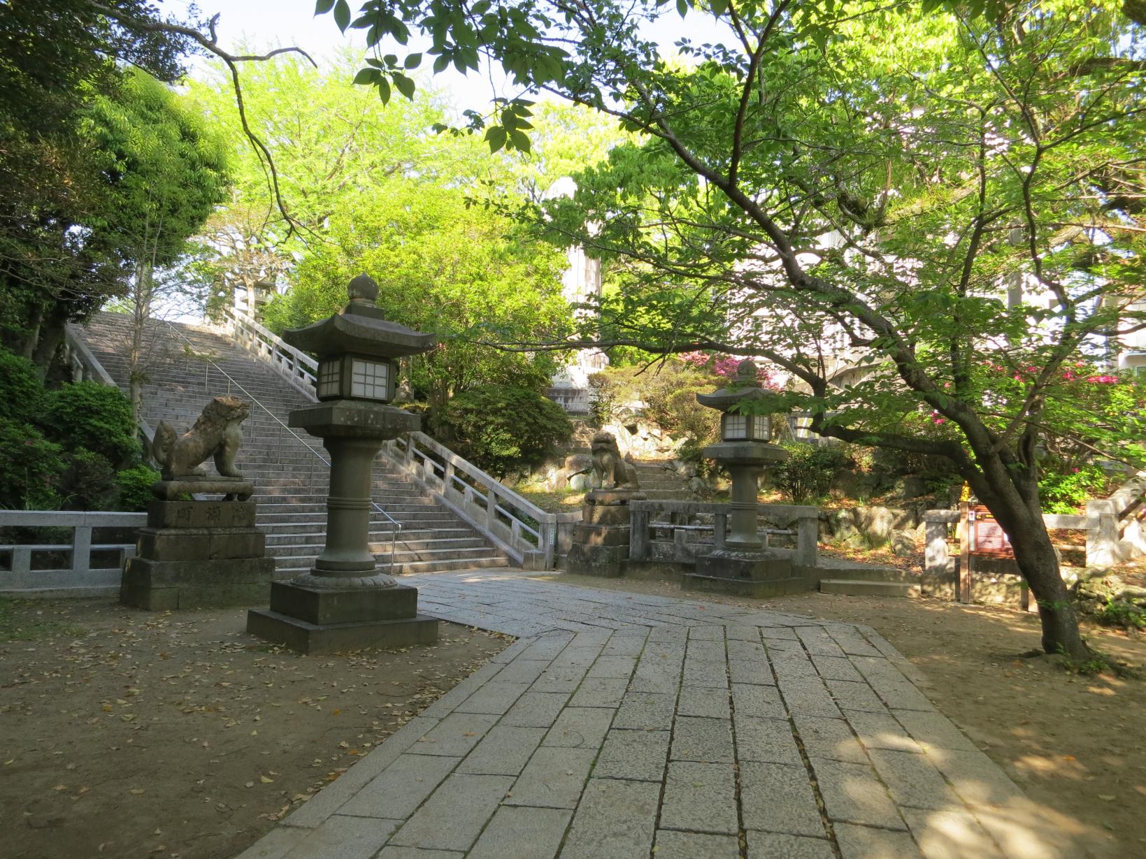 亀山八幡宮-1