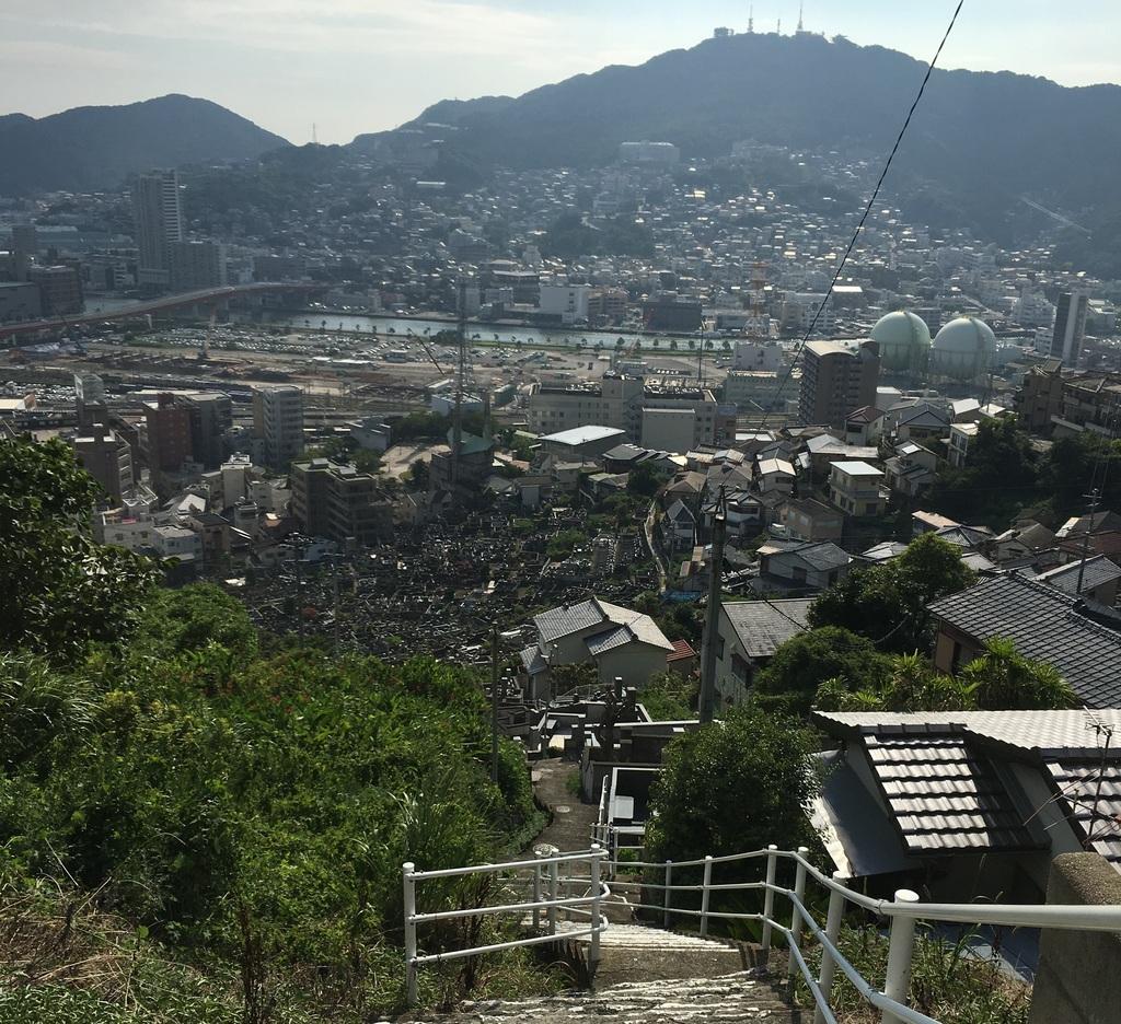 駆け抜ける！長崎の街-1