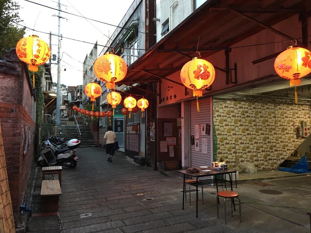 館内地区【Bar. D 外観】-1