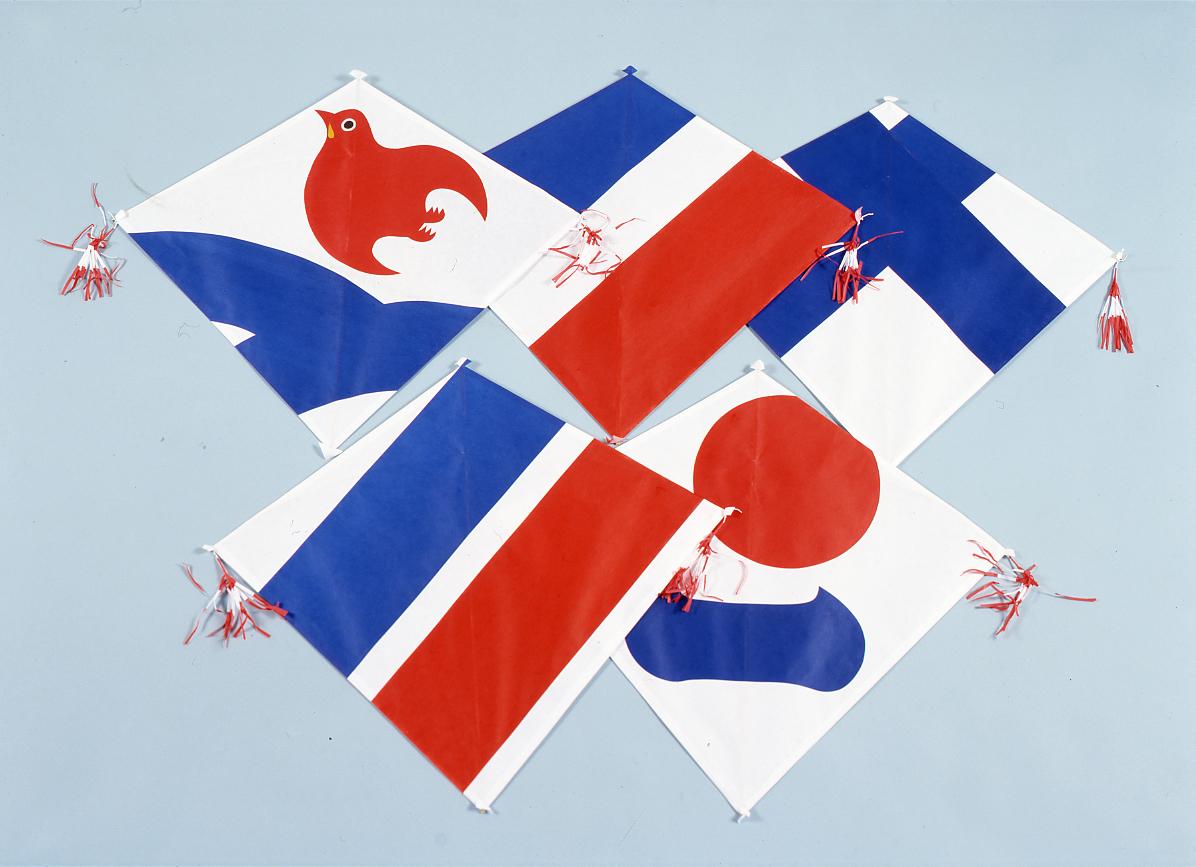 Nagasaki Kites and “Vidro Yoma”-1