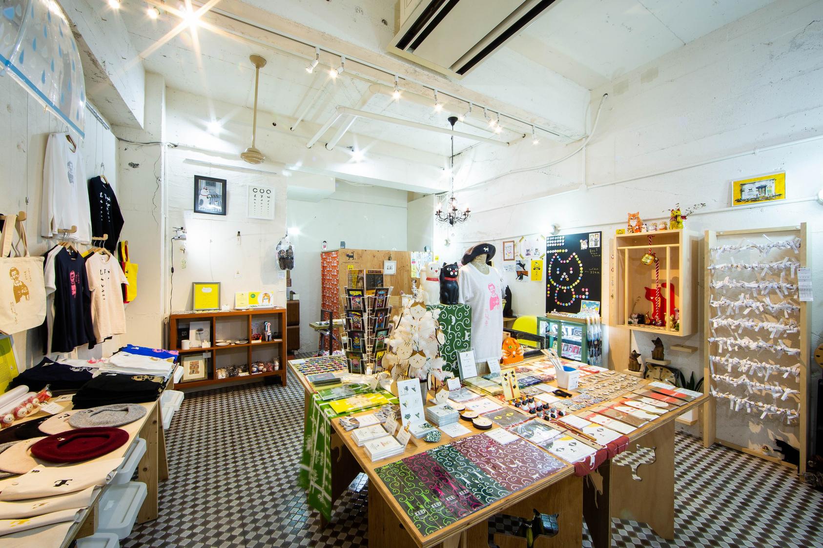 귀여운 고양이가 모티브인 잡화-1