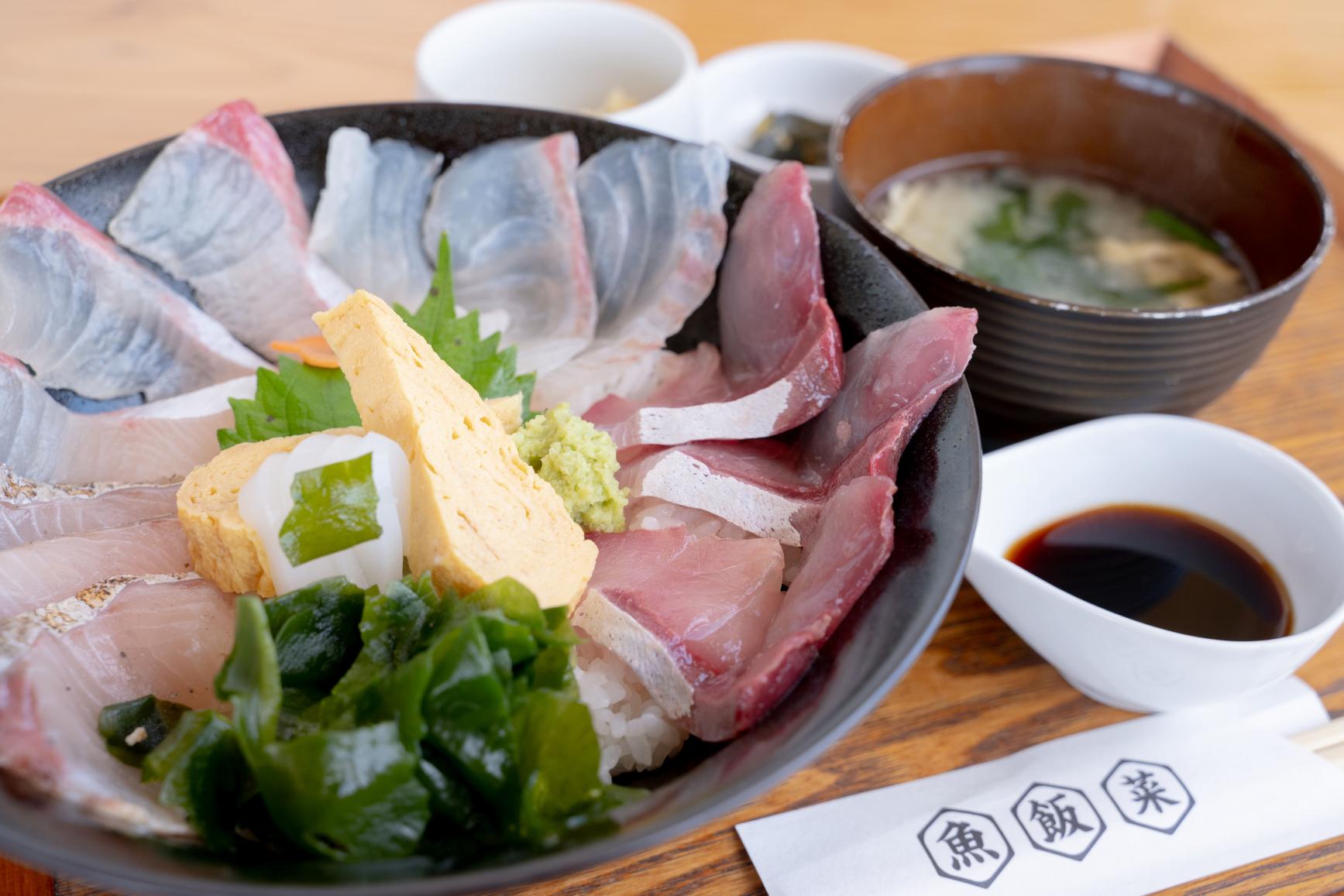 海の見えるごはん屋-1