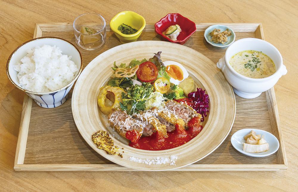 Cafe&Dining ekarumakaN エカルマカン-1