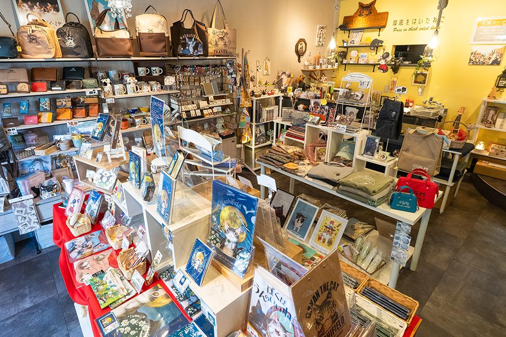 厚底をはいたねこ-1