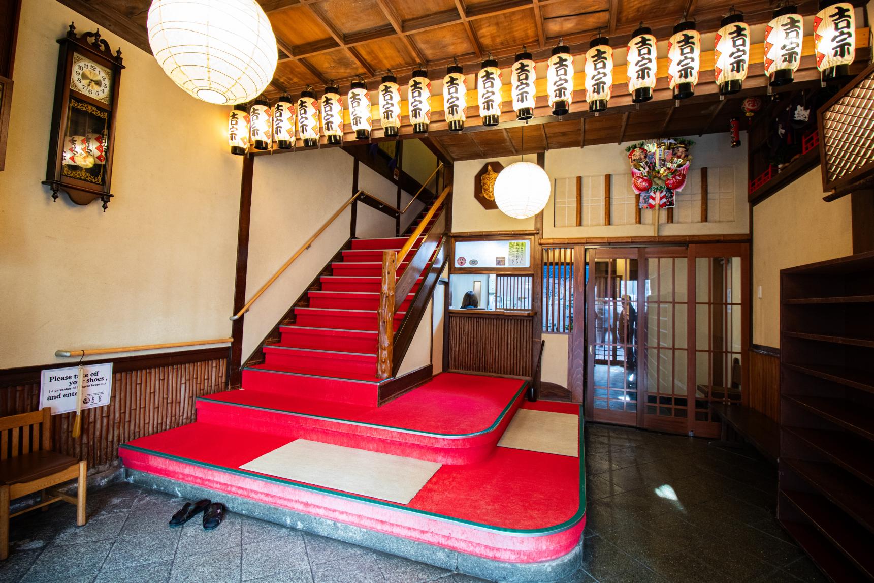 １．Taste Chawanmushi at Ganso Chawanmushi Yossou-3