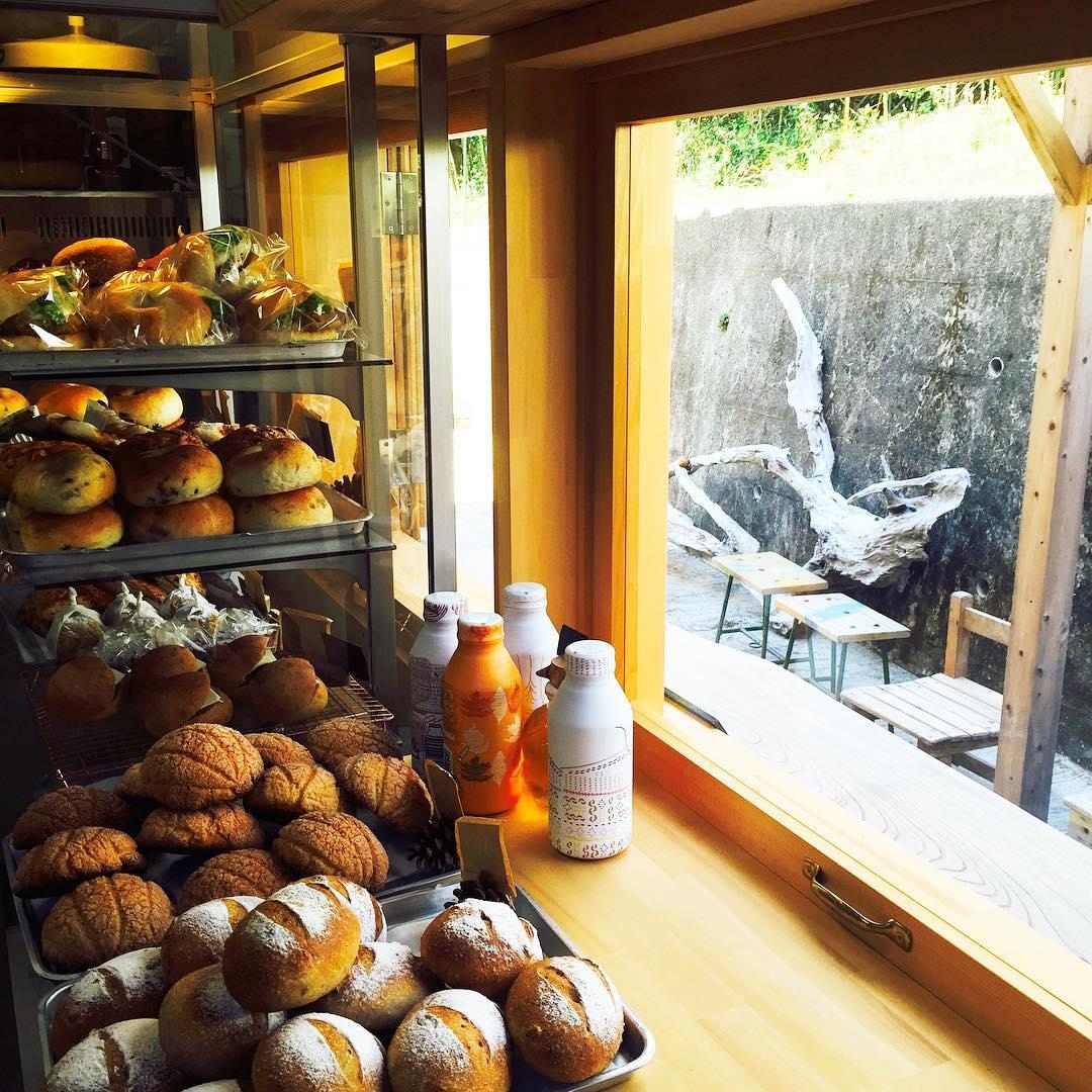おしゃれベーカリー&カフェはまさかの廃校！自家栽培の小麦から作るおいしいパン-4