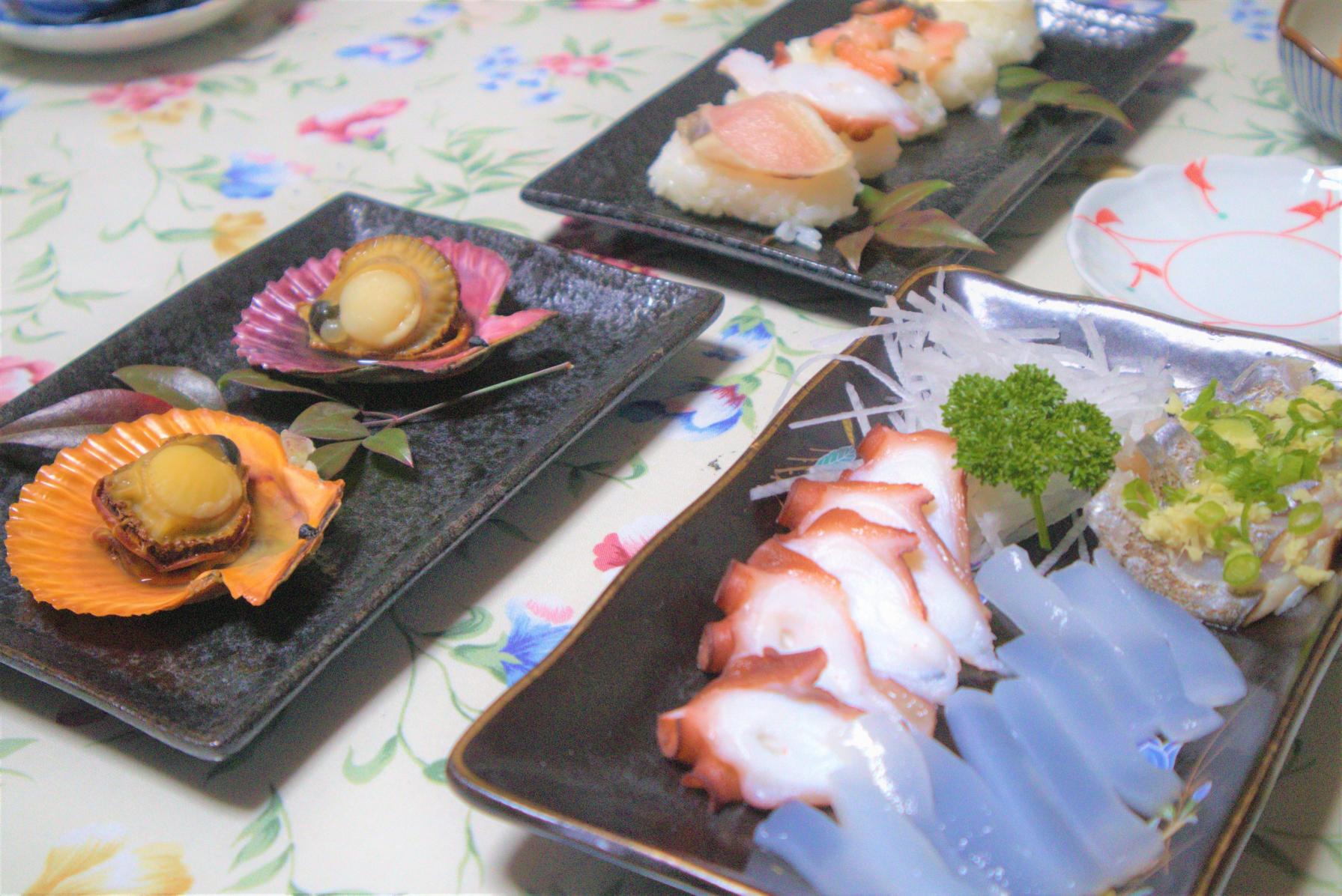 これぞしま旅の醍醐味！海を眺めながら浜焼き・焼き牡蠣を楽しむ-7