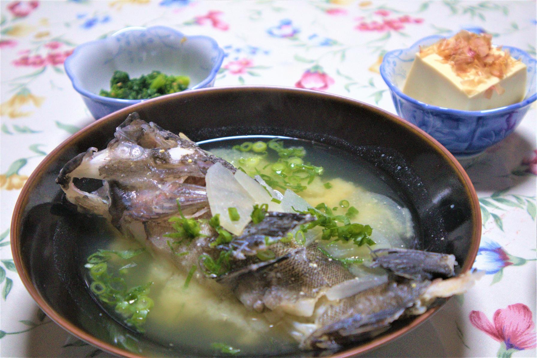 これぞしま旅の醍醐味！海を眺めながら浜焼き・焼き牡蠣を楽しむ-8