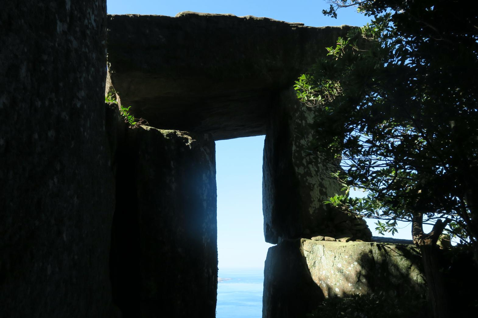手つかずの自然が残る世界文化遺産の島　野崎島へ-5