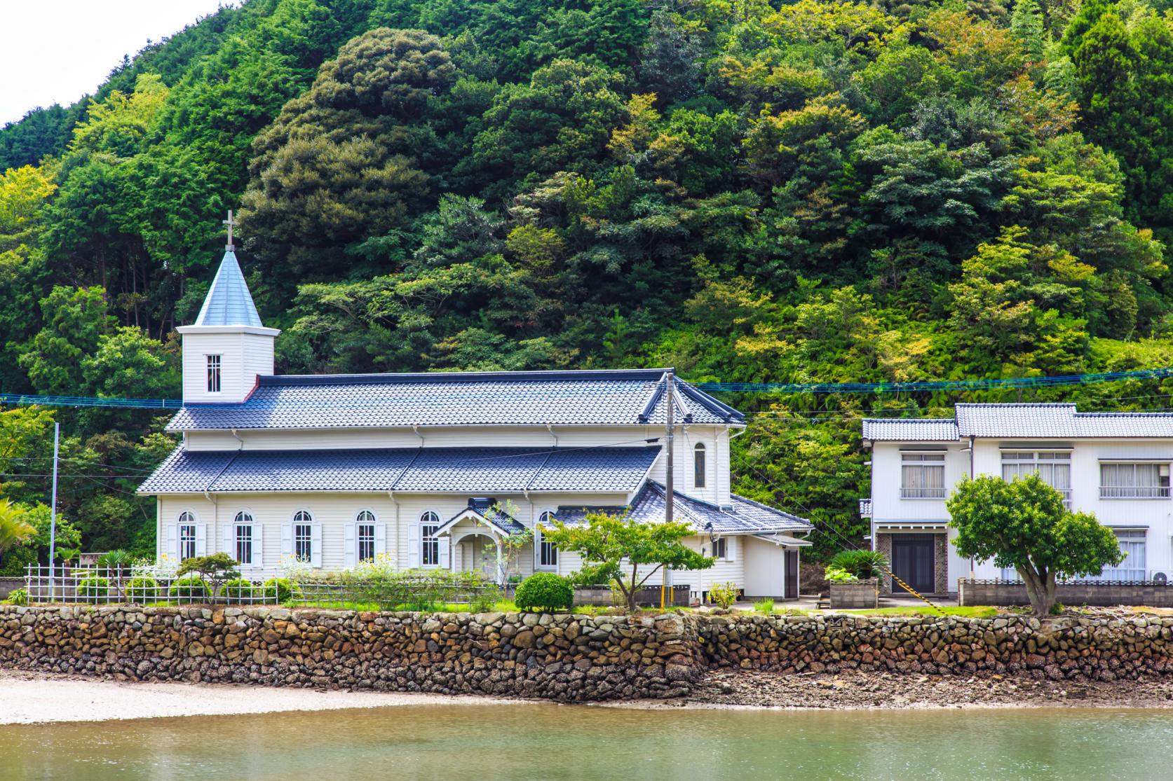 信仰が息づく島。　カトリック教会をめぐる旅へ-6