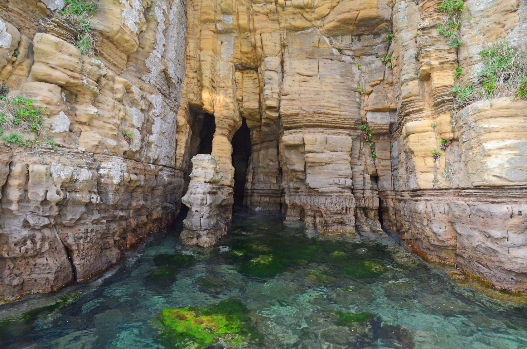 水澄む孤島（壱岐市辰ノ島）-0