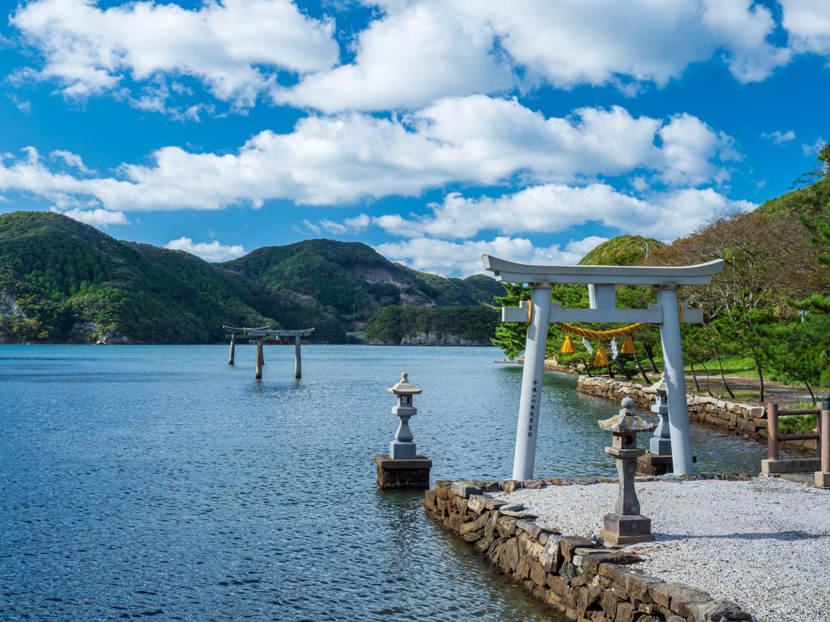 雄大な自然を感じよう！海・山・歴史が交差して生み出す絶景も必見！-8