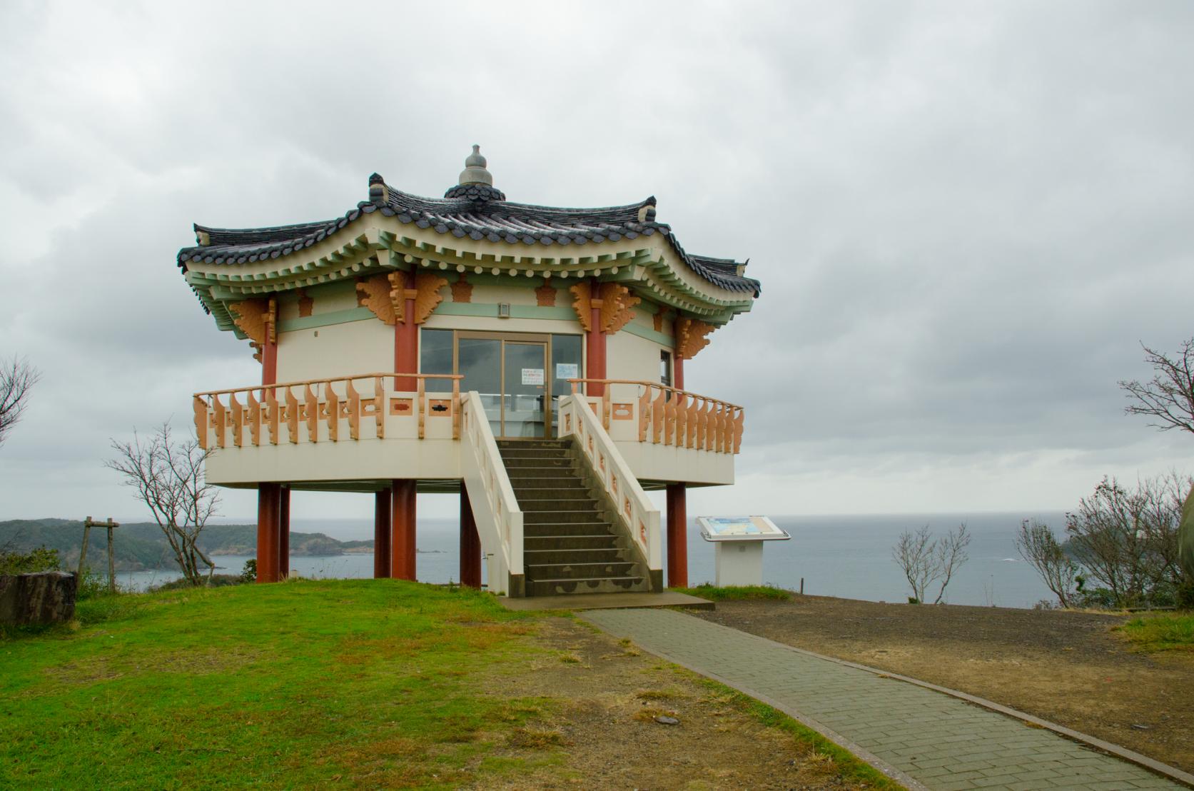 雄大な自然を感じよう！海・山・歴史が交差して生み出す絶景も必見！-6