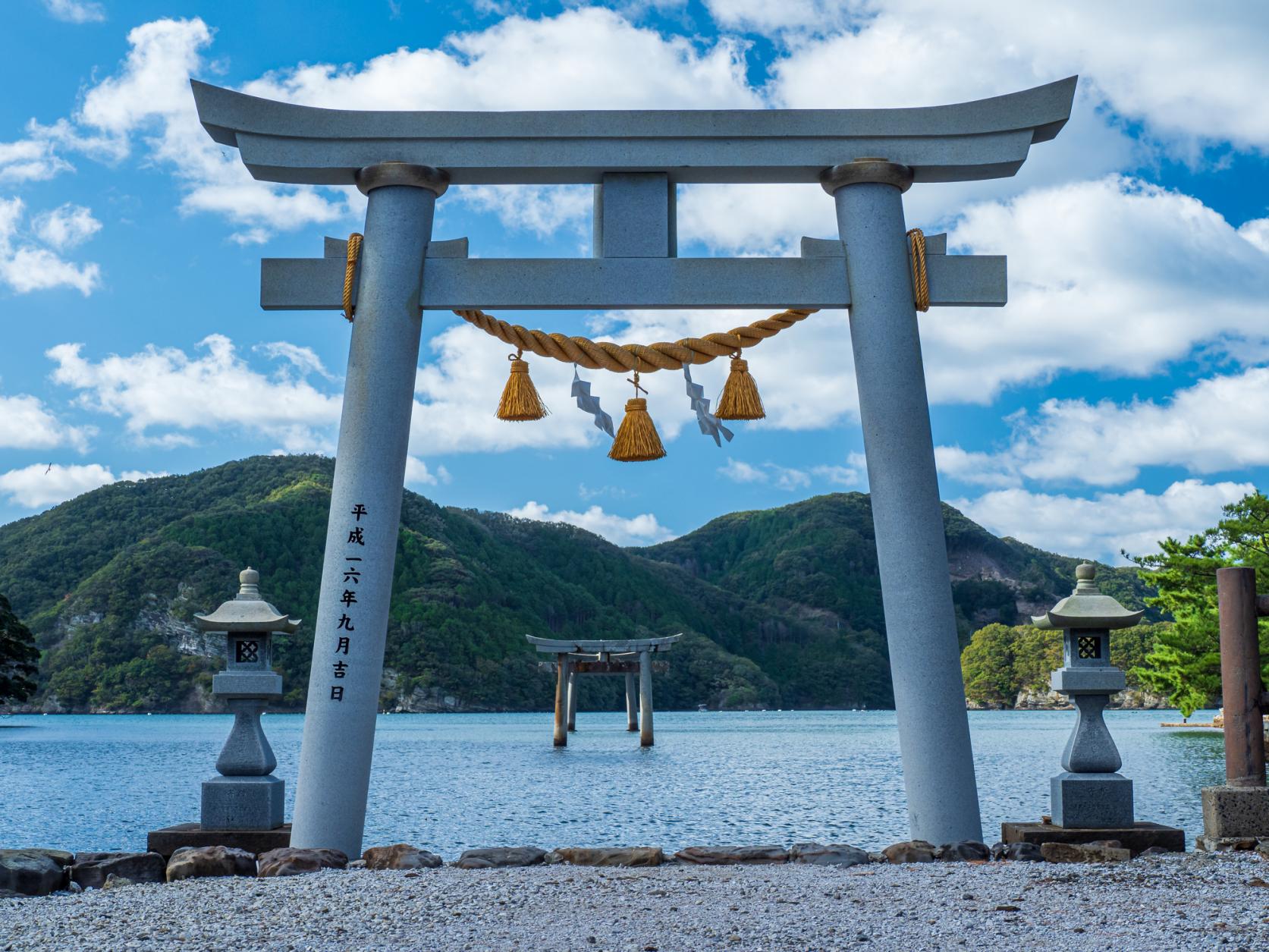 雄大な自然を感じよう！海・山・歴史が交差して生み出す絶景も必見！-7