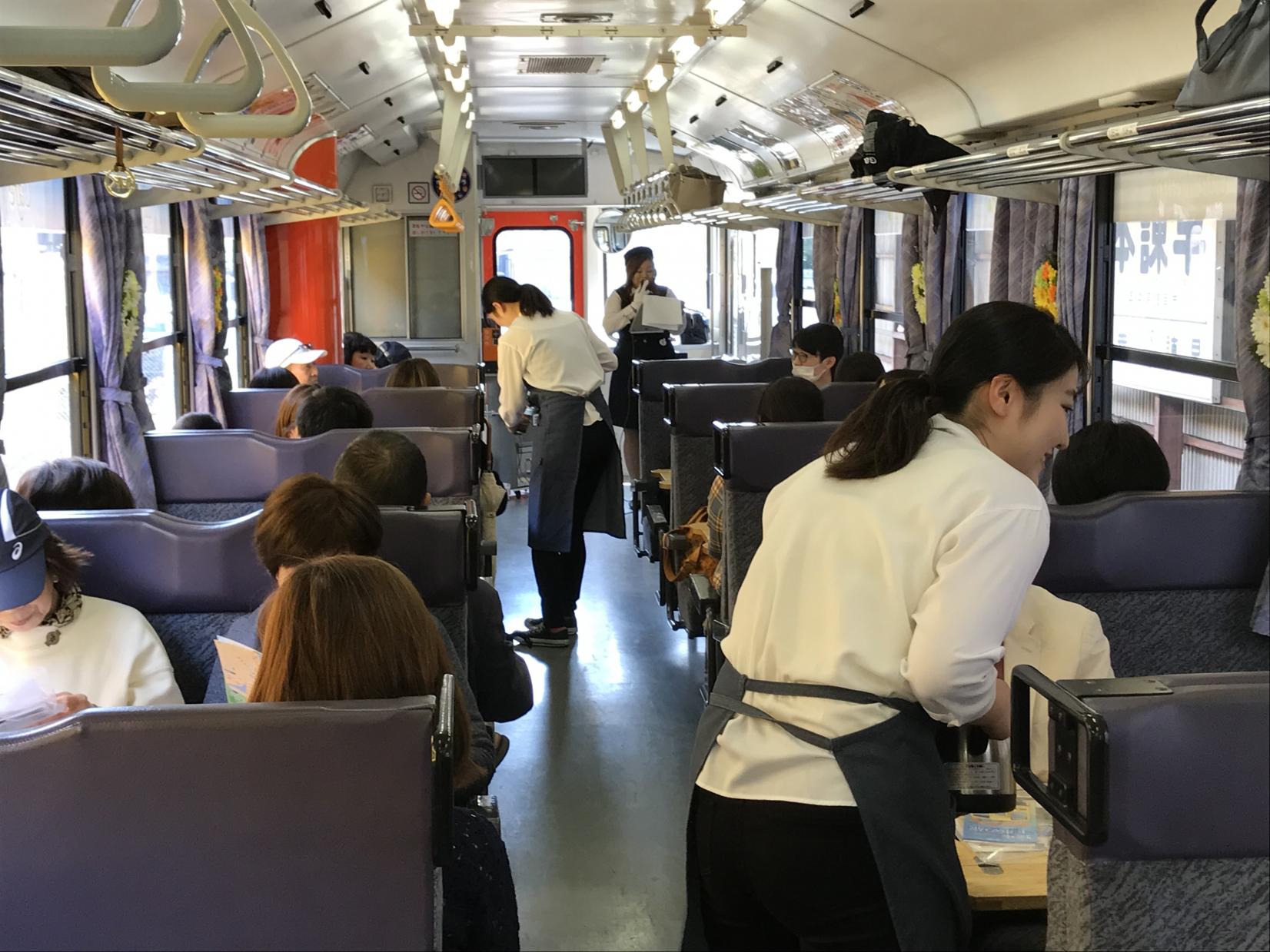 시마바라 철도: 카페 트레인으로 즐기는 시마바라 반도-5