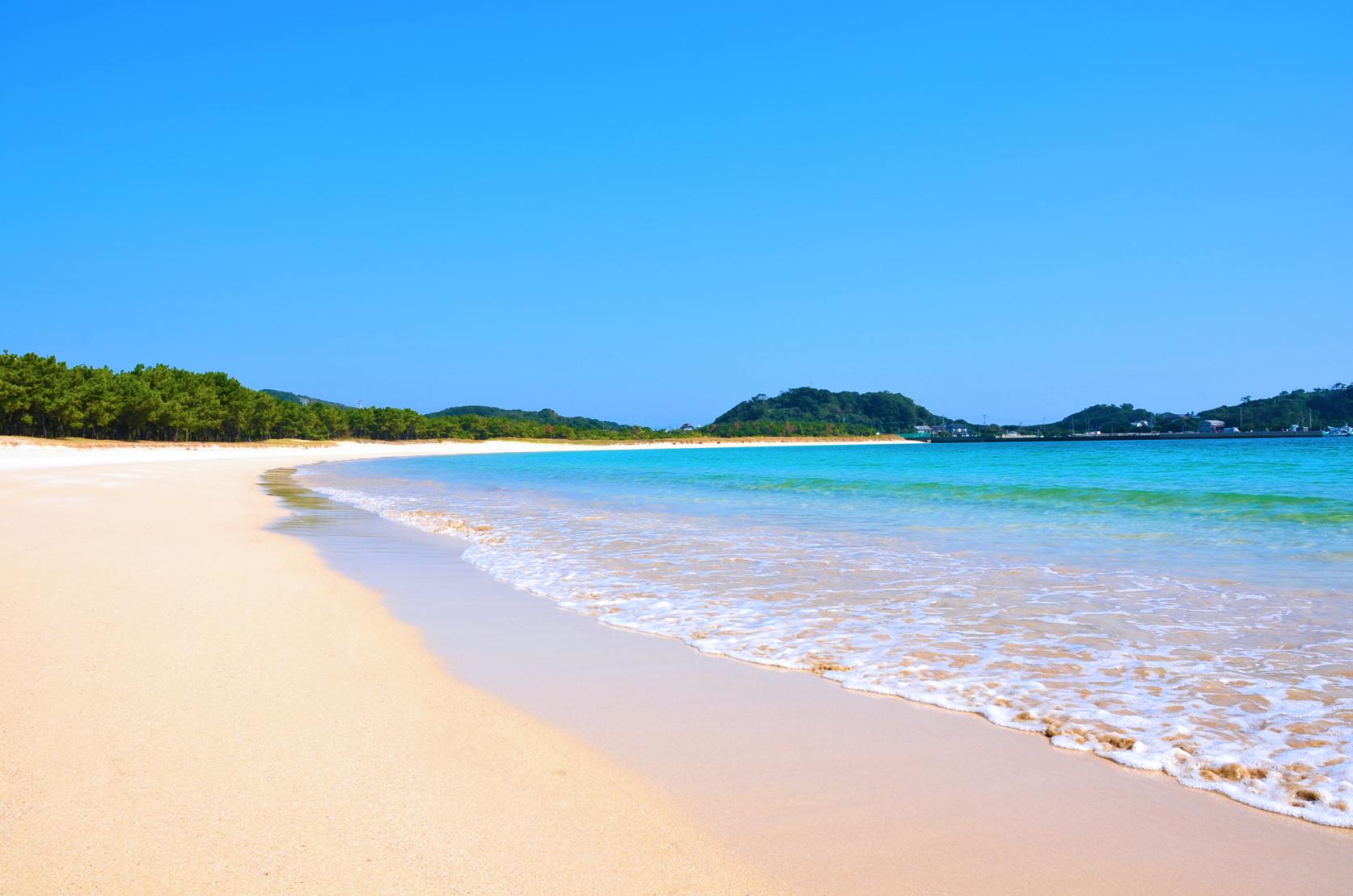 まるで玄界灘の宝石箱！広大な絶景ビーチでゆったり海水浴を-8