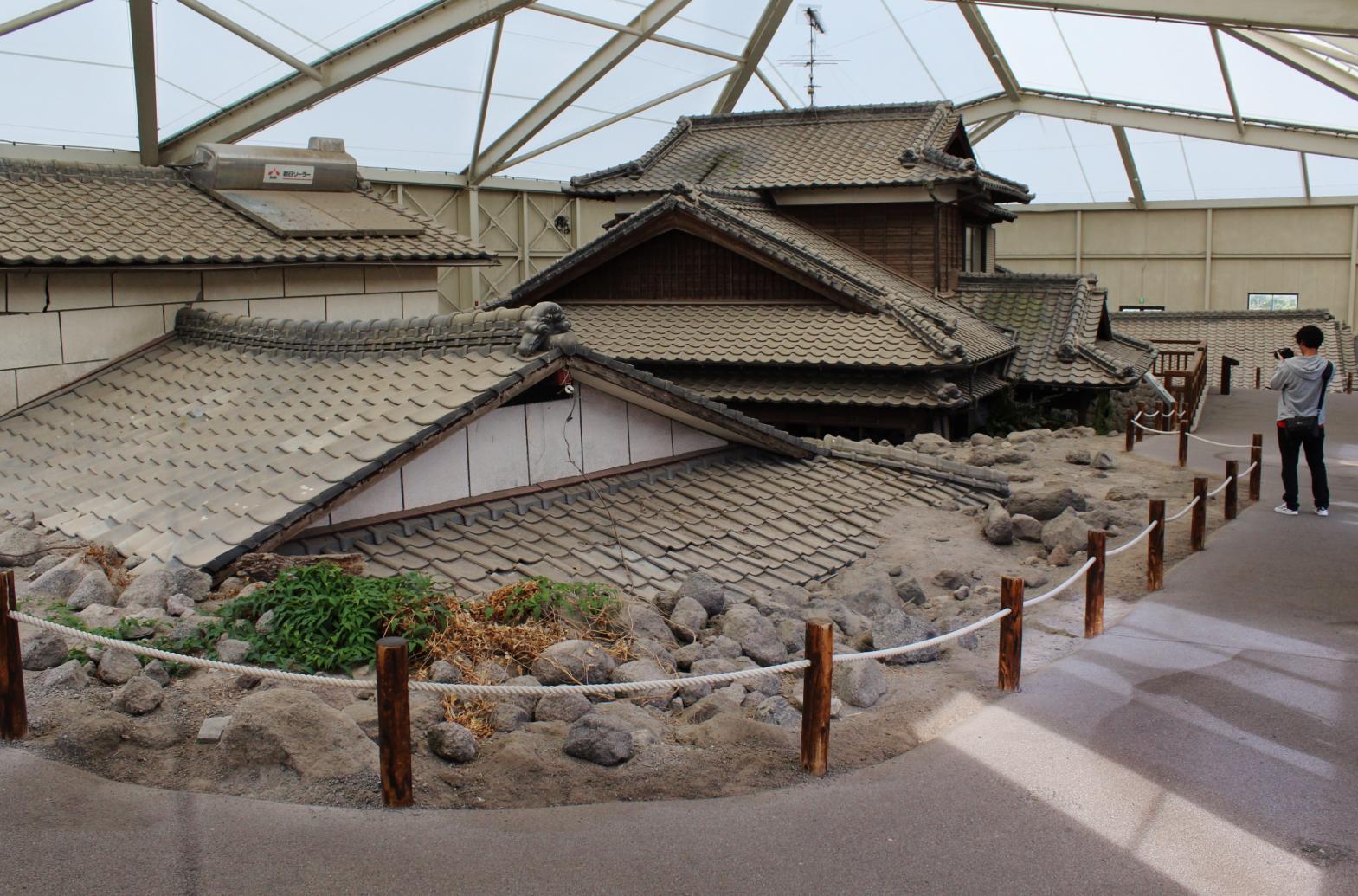 Shimabara: A Castle Town and the City of Swimming Carps-6