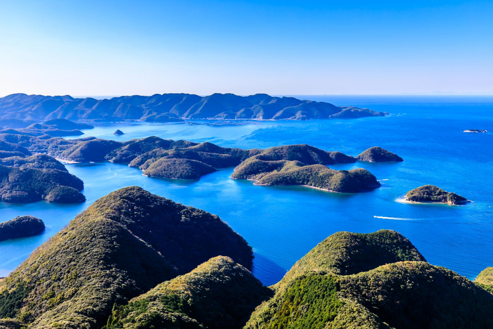 The unique nature and history of the border island of Tsushima is fascinating!-0