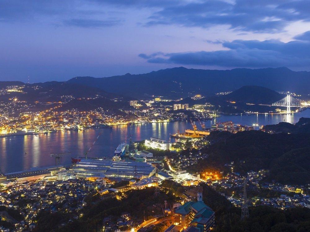 Shining like the stars in the sky, Nagasaki's nightscape reflects the spirit of love, Leaving you mystified.-0