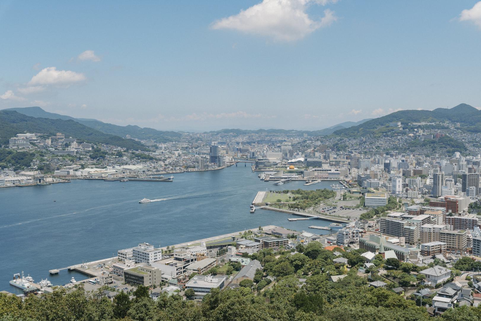 海と島々が織りなす絶景を、特等席で眺めよう-5