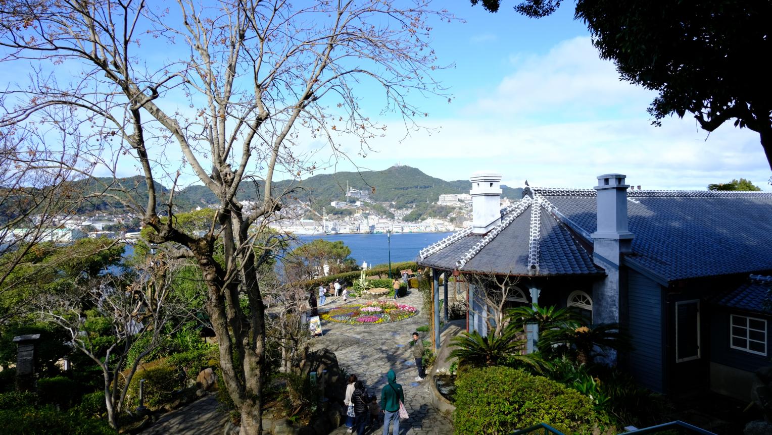 物語の舞台：異国情緒あふれる長崎の風景-0