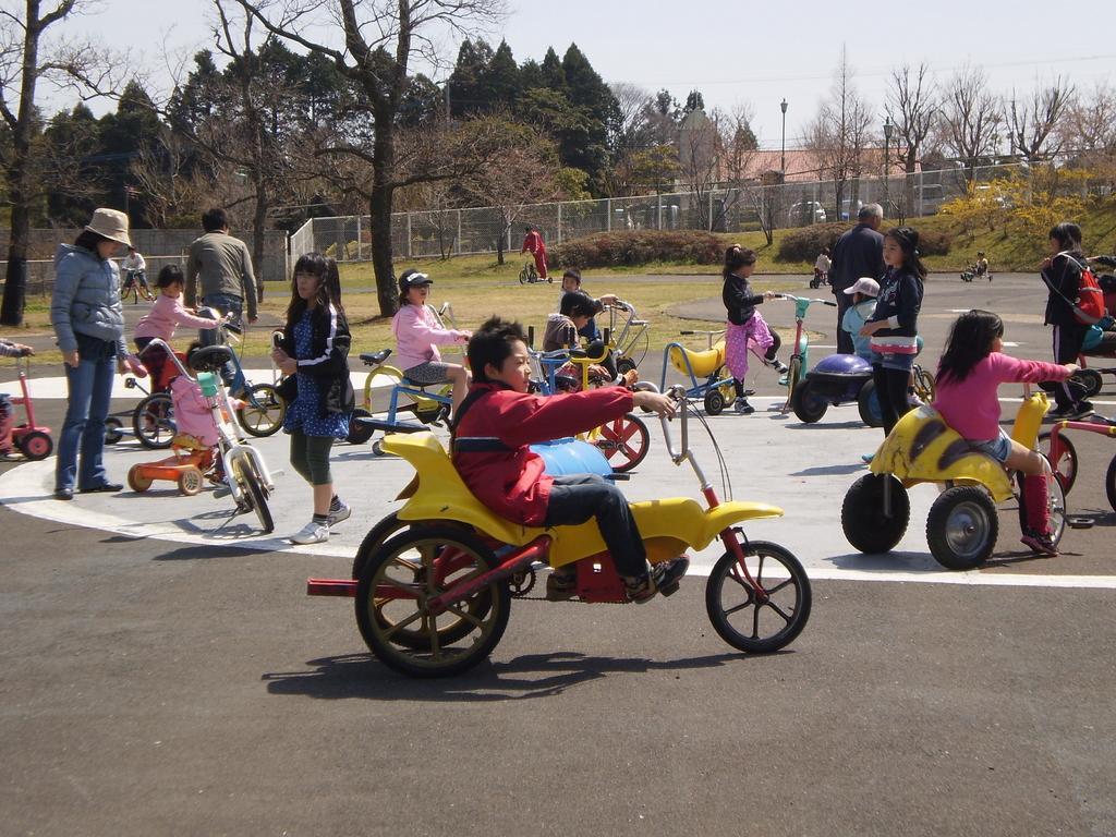 自然の中や公園で思いっきり遊ぼう-1