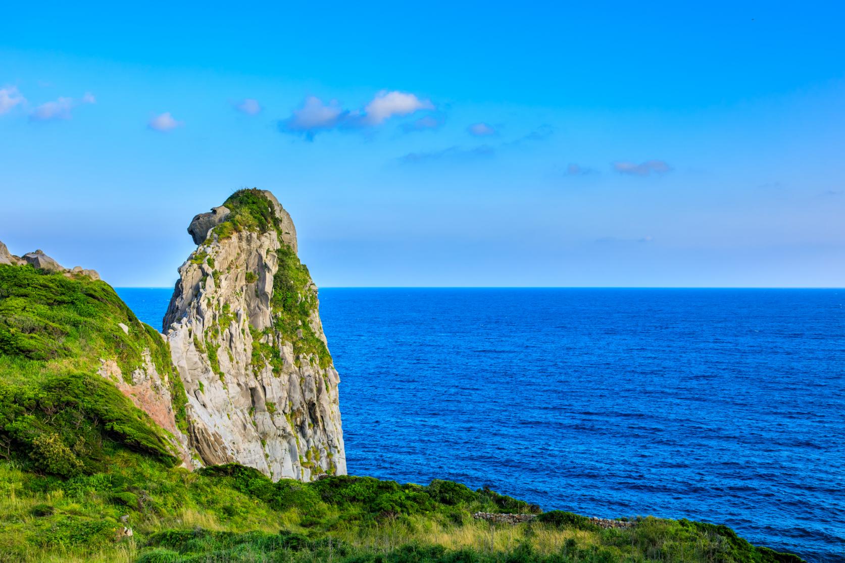 女子旅にもオススメ！　神々が宿る島で絶景パワースポット巡り！-5