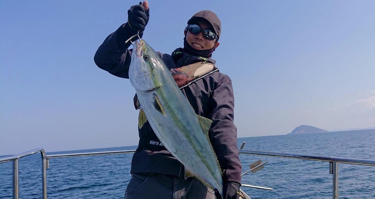 The cobalt-blue seas hold some of Japan’s most popular fishing spots-0