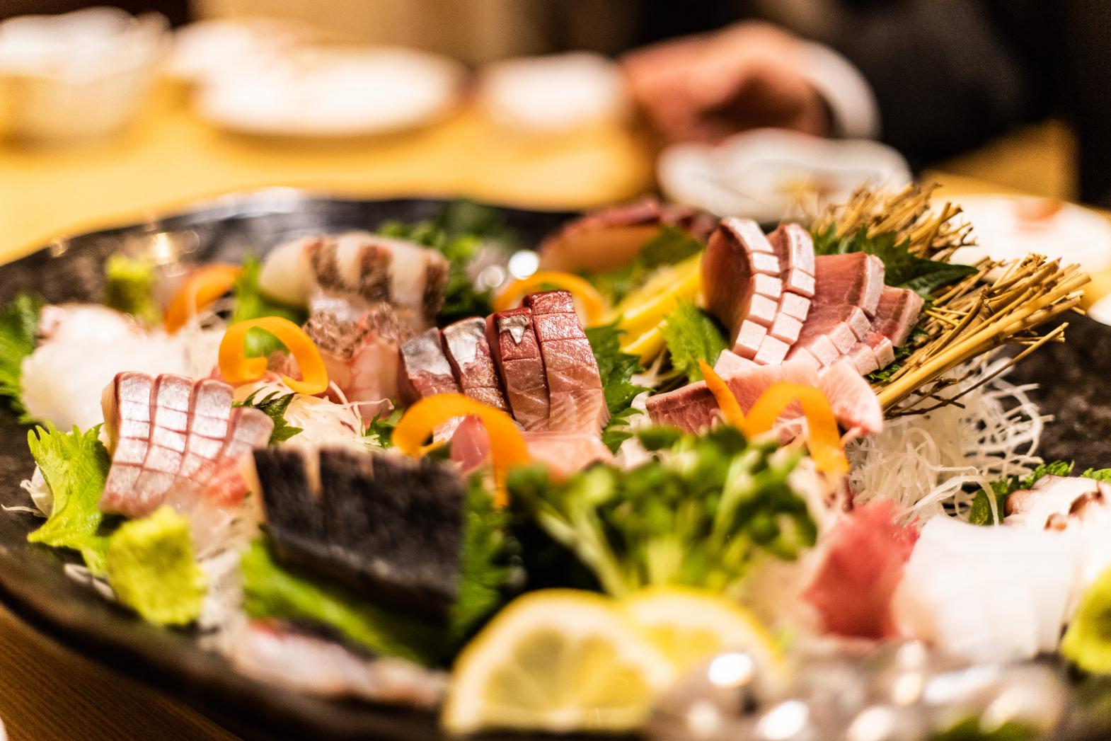 わざわざ食べに行きたい！旬の魚介を産地で味わおう-0