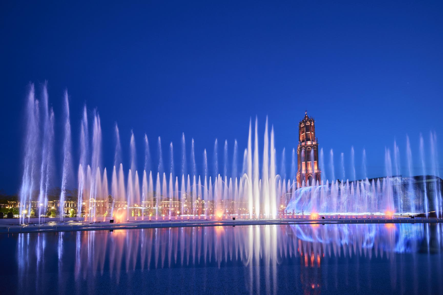 Kingdom of Lights: A Magical World Illuminated with Millions of Lights-1