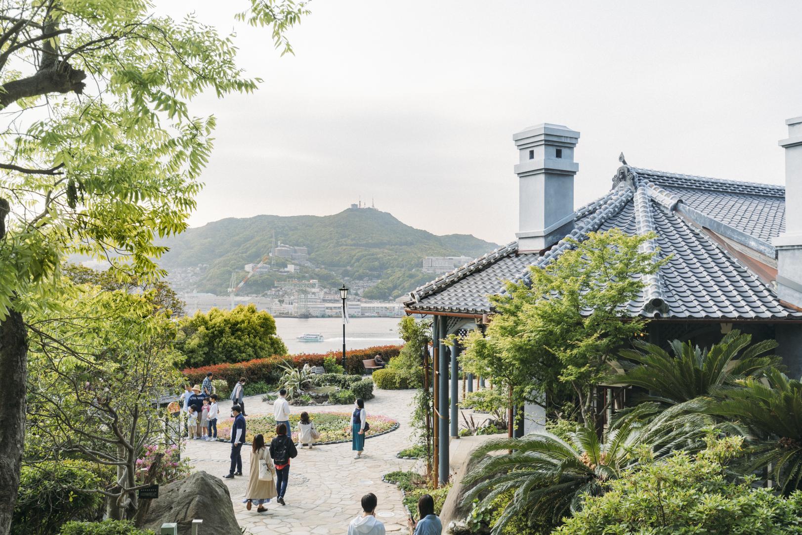 Learn about Nagasaki City!