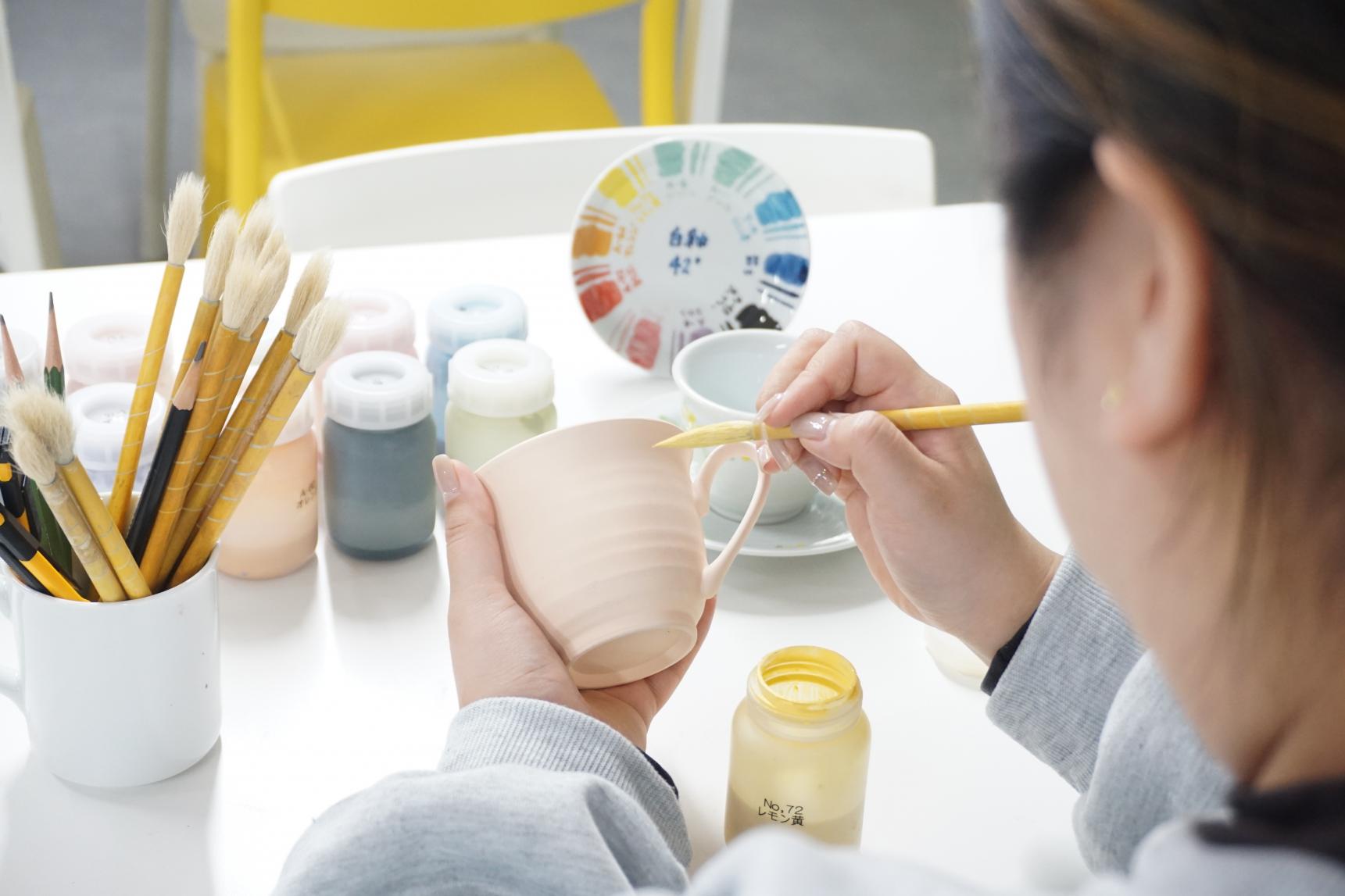 Hasami Pottery Painting Workshops in Nagasaki: Top 4 Experiences-1