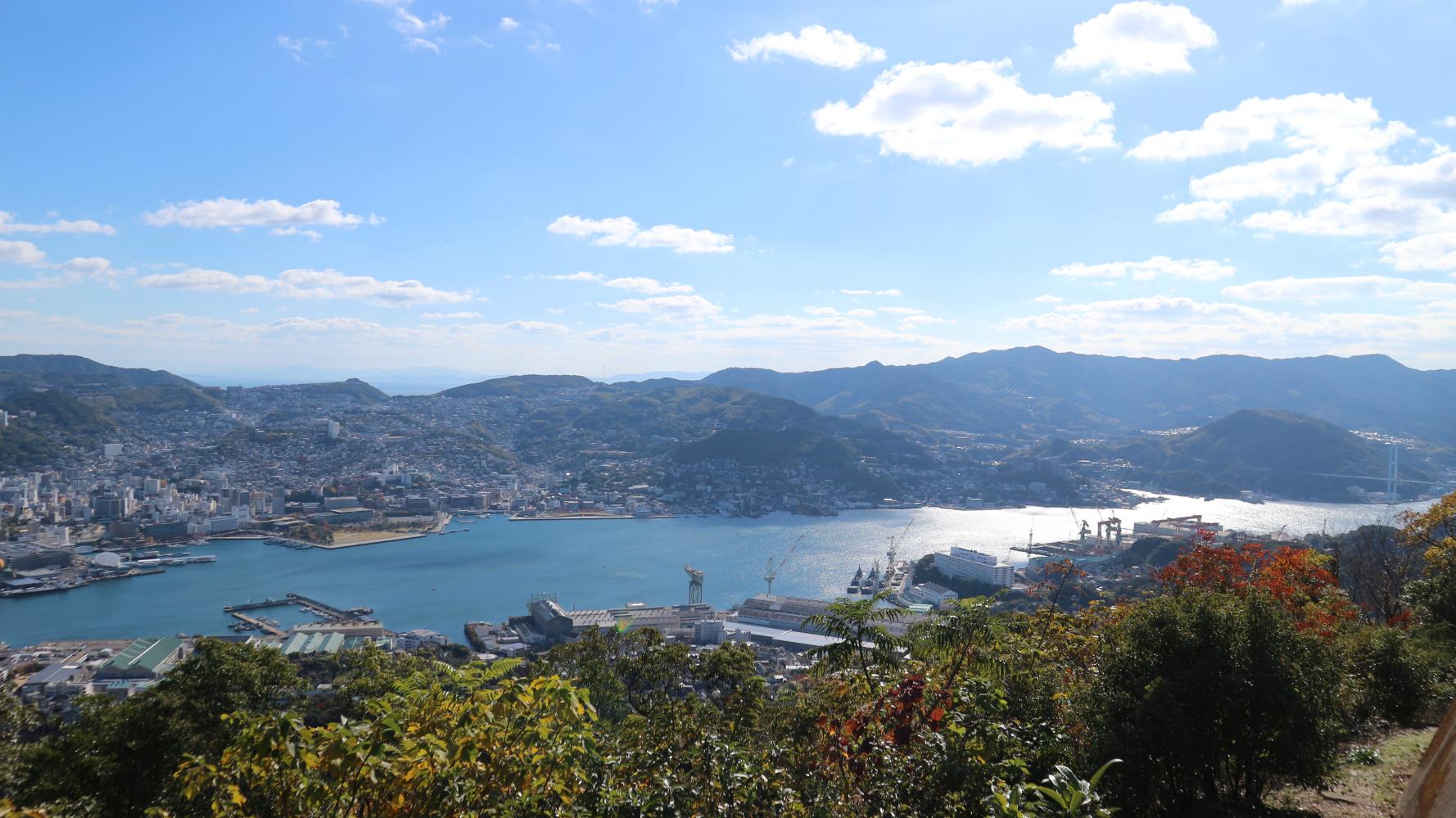 遠い山なみの光　劇中シーンの面影が漂う場所をめぐる-1