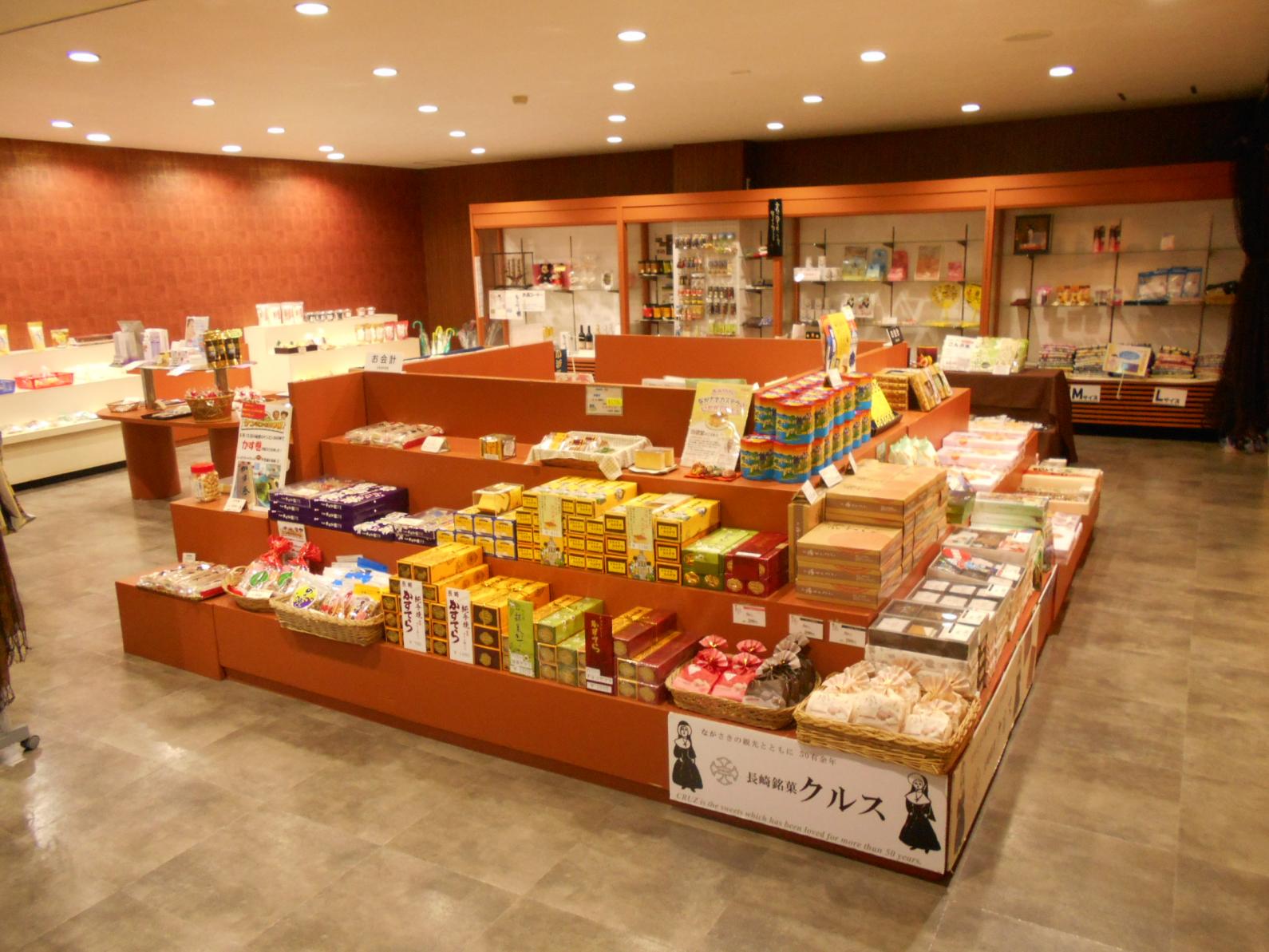 売店-1