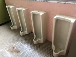 男性用トイレ小便器-1