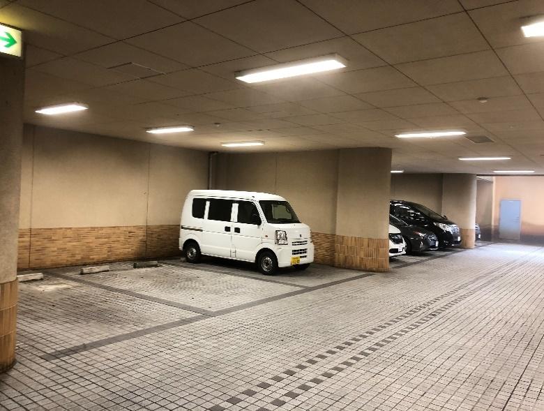 駐車場-0