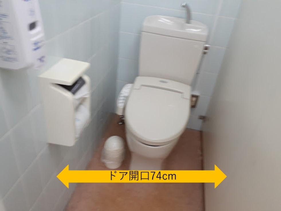 トイレ個室-4